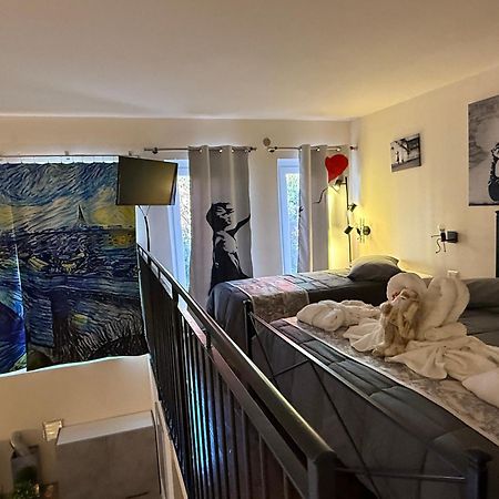 Апартаменты Exclusive Loft Degli Artisti Флоренция Экстерьер фото